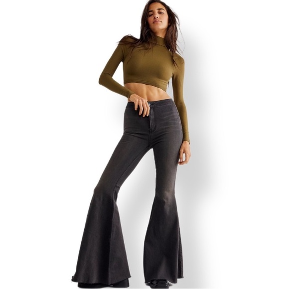 FREE PEOPLE Just Float on Flare Jeans|size 26 - Picture 5 of 8